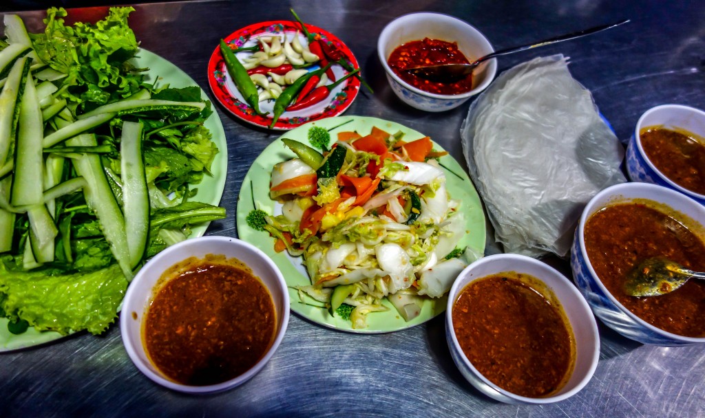 bale well restaurant, hoi an, vietnam, dining, food