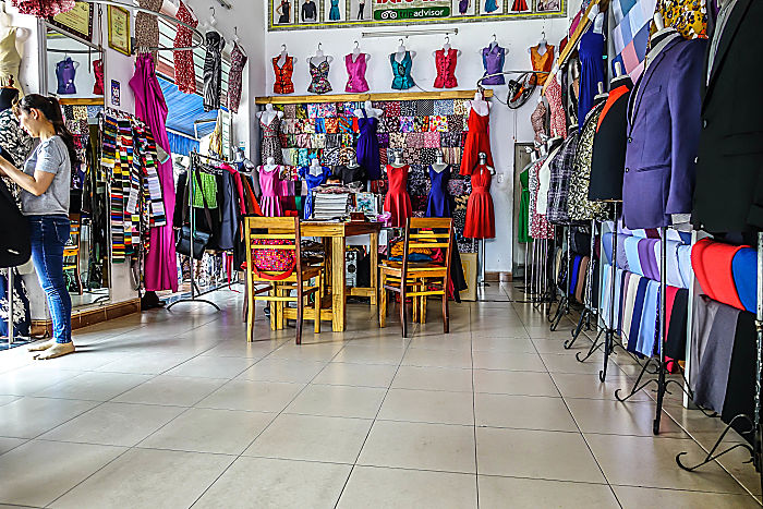 Bao An, Hoi An, Vietnam, Tailors, Garments, Tailoring, Bespoke, Made-to-Measure, Dresses, Suits, Shirts, Clothes, Fabric, Handmade