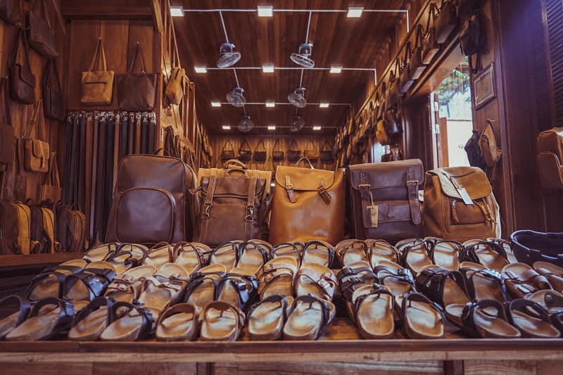 Da Bao Real Leather Hoi An. Bags and footwear
