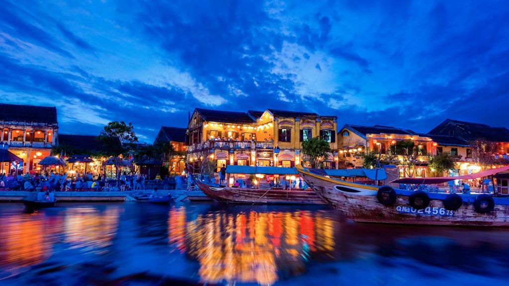 Image of Hoi An Old Town at night